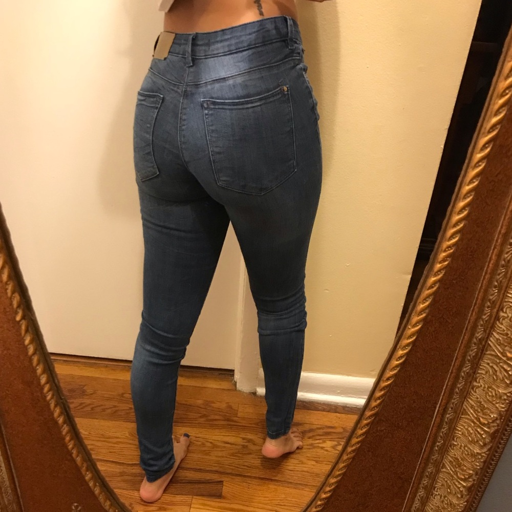 Jeans - Picture 3 of 4